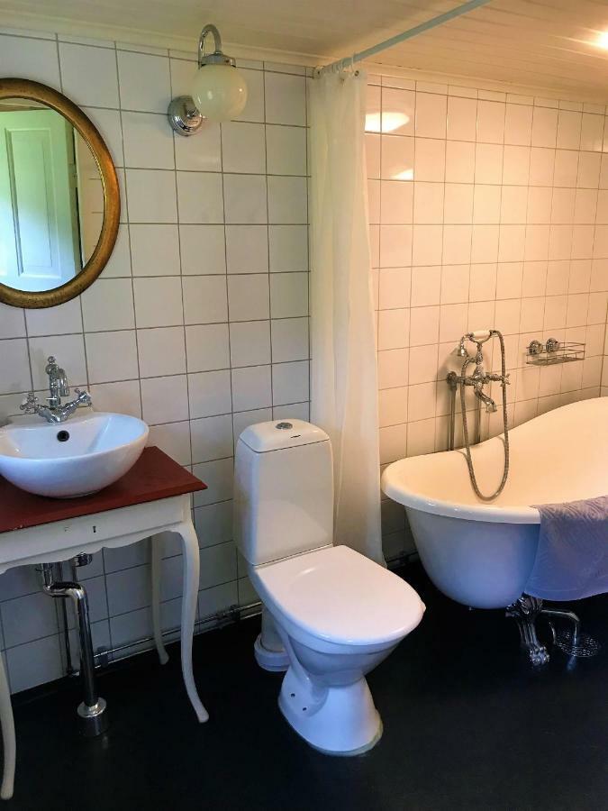 Bed and Breakfast Sjoebacken Gard Lerdala Zewnętrze zdjęcie